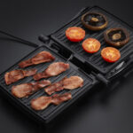 Sandwich-maker 3in1 Russell Hobbs 17888-56, Plita, 1800 W, Negru/Argintiu